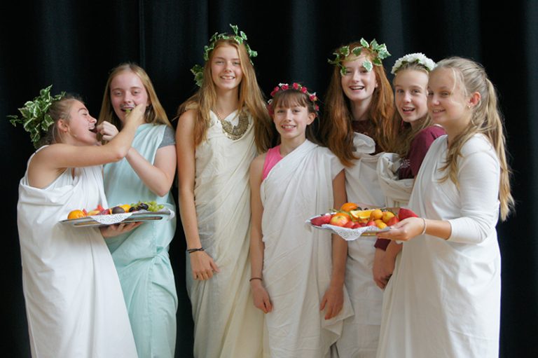 upper-4-roman-banquet-the-maynard-school